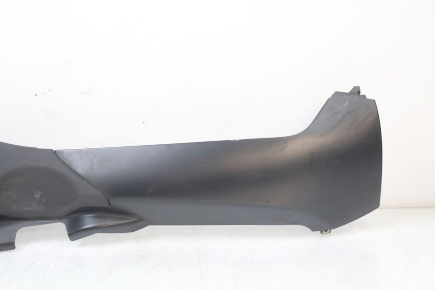 photo de SOTTOPEDANA DESTRA PIAGGIO MP3 HPE 350 (2018 - 2020) - Altra angolazione