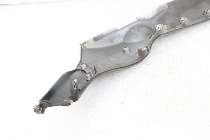 photo de Fondo destro del telaio PIAGGIO MP3 LT 300 (2010 - 2016) - Ricambio usato controllato