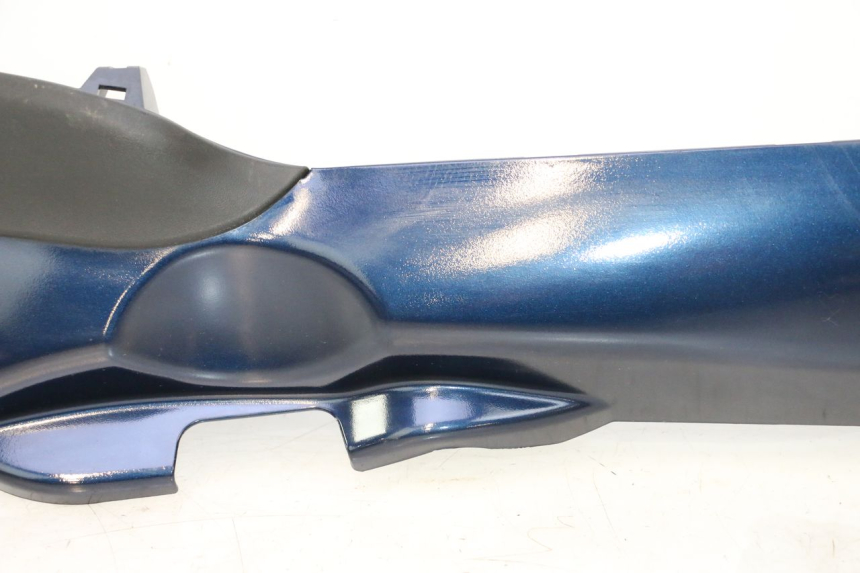 photo de FIANCATA DESTRA PIAGGIO MP3 LT 400 (2007 - 2012) - Angolazione alternativa