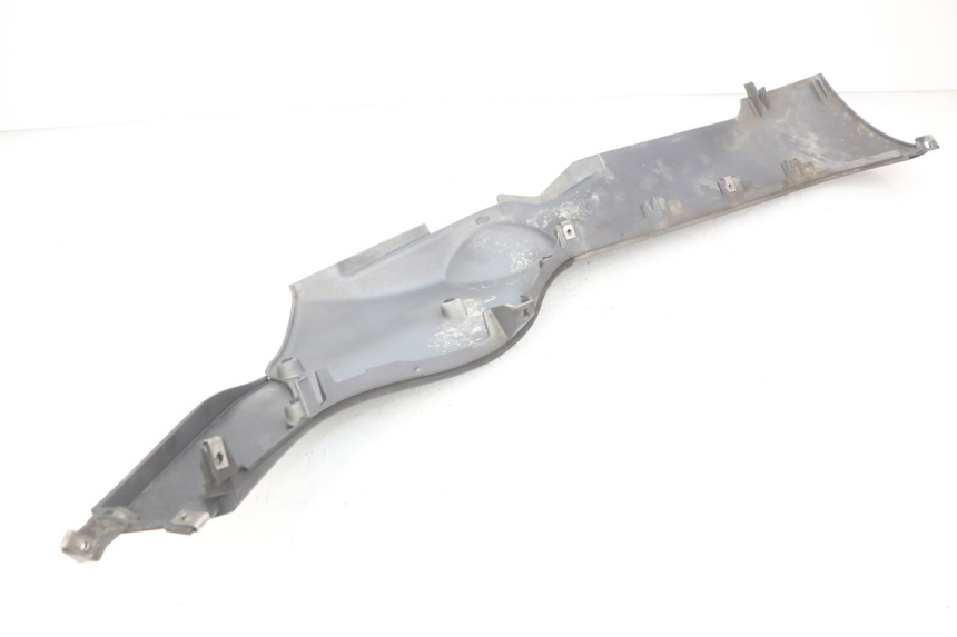 photo de BASSO DELLA SCATOLA DESTRA PIAGGIO MP3 500 (2011 - 2015) - Primo piano tecnico