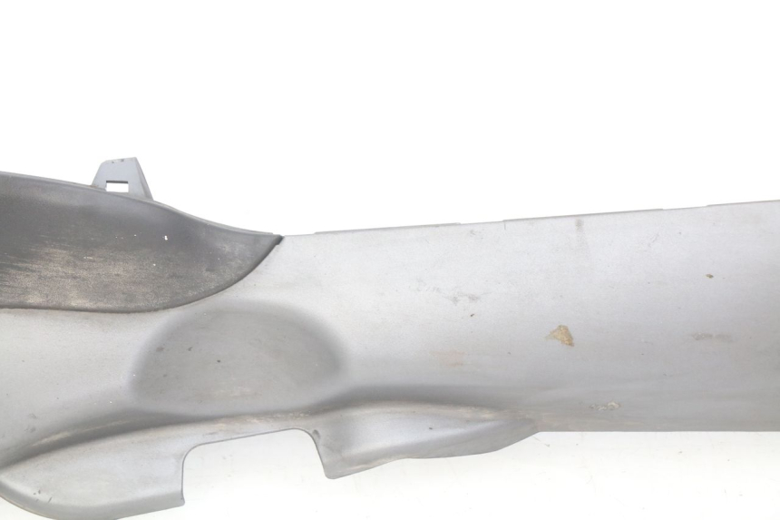 photo de BASSO DELLA SCATOLA DESTRA PIAGGIO MP3 500 (2011 - 2015) - Marcature e riferimenti originali