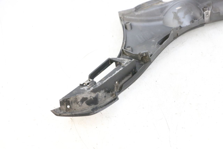 photo de SOTTOPEDANA DESTRA PIAGGIO MP3 500 (2016 - 2018) - Altra angolazione