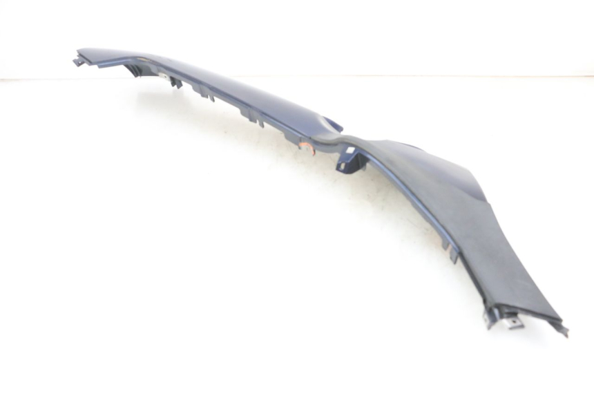 photo de SOTTOPEDANA DESTRA PIAGGIO MP3 RL 250 (2006 - 2010) - Stato della superficie e materiale