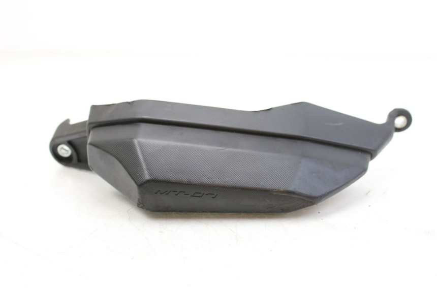 photo de BASSO DELLA SCATOLA DESTRA YAMAHA MT-07 MT07 700 (2018 - 2020) - Dettaglio del componente
