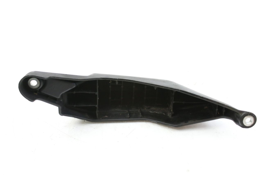 photo de BASSO DELLA SCATOLA DESTRA YAMAHA MT-07 MT07 700 (2018 - 2020) - Primo piano tecnico