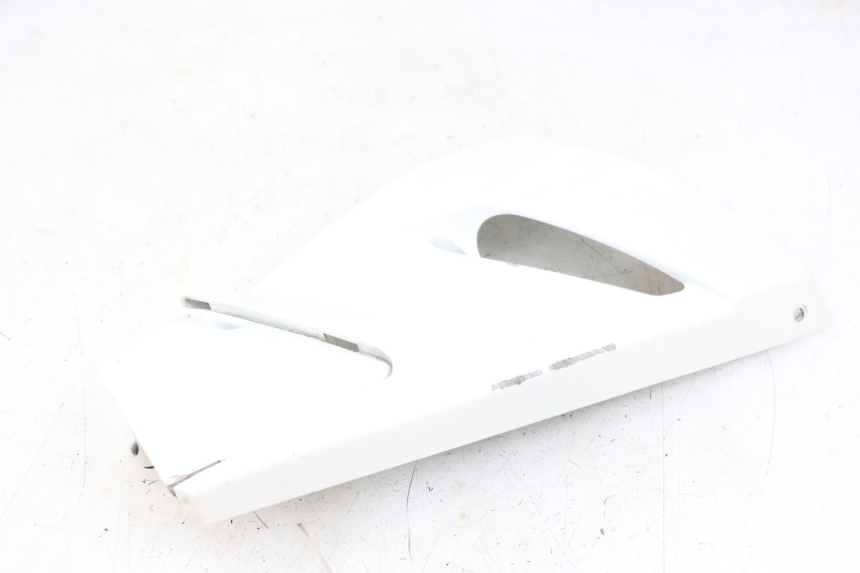 photo de SOTTOPEDANA DESTRA MOTO GUZZI NORGE 8V GT 1200 (2011 - 2016) - Stato della superficie e materiale