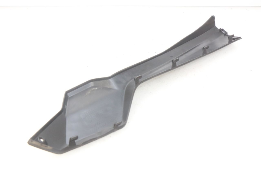 photo de BASSO DELLA SCATOLA DESTRA SYM ORBIT III 3 4T 50 (2018 - 2021) - Dettaglio del componente