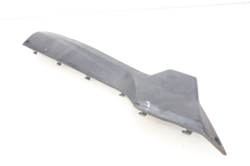 photo de BASSO DELLA SCATOLA DESTRA SYM ORBIT III 3 4T 50 (2018 - 2021) - Primo piano tecnico