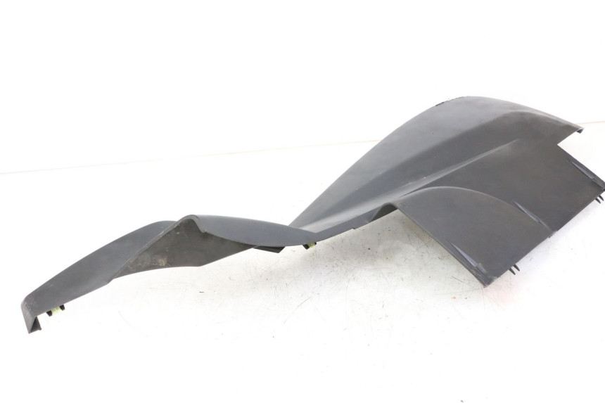 photo de SOTTOPEDANA DESTRA PEUGEOT SATELIS COMPRESSOR K15 125 (2006 - 2009) - Dettagli dei punti di fissaggio