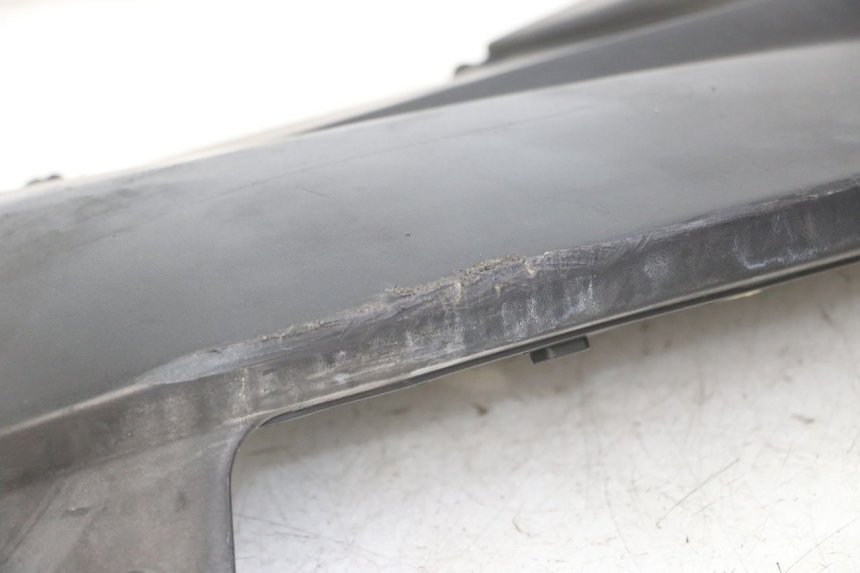 photo de SOTTOPEDANA DESTRA PEUGEOT SATELIS COMPRESSOR K15 125 (2006 - 2009) - Ricambio usato controllato