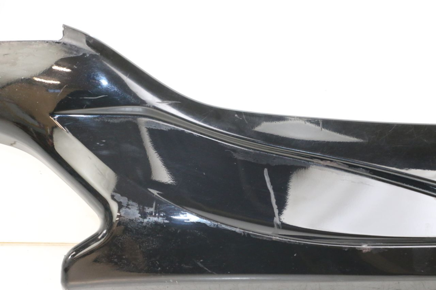 photo de BASSO DELLA SCATOLA DESTRA DAELIM S3 125 (2010 - 2017) - Caratteristiche distintive