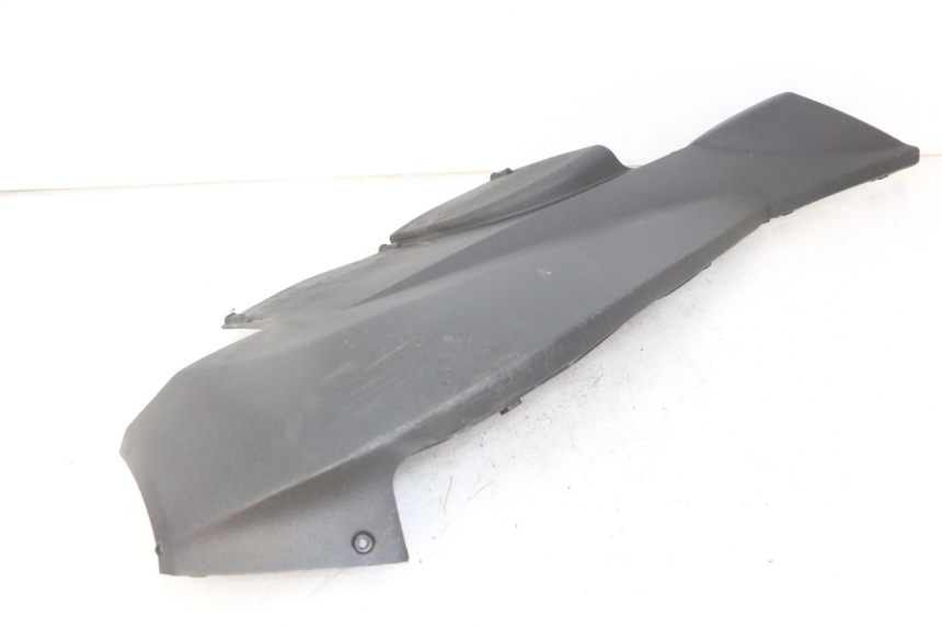 photo de SOTTOPEDANA DESTRA PEUGEOT SATELIS 125 (2013 - 2018) - Dettaglio del componente