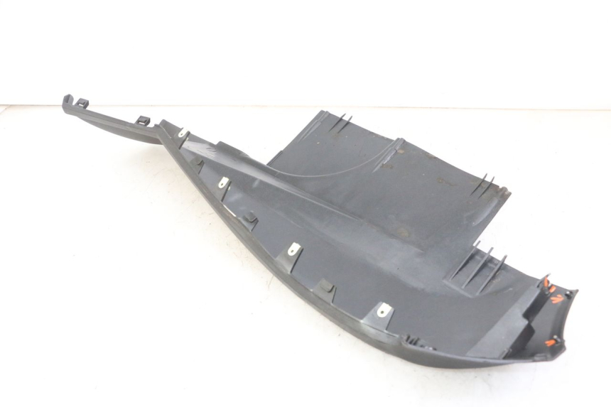 photo de SOTTOPEDANA DESTRA PEUGEOT SATELIS 125 (2013 - 2018) - Altra vista dell'articolo