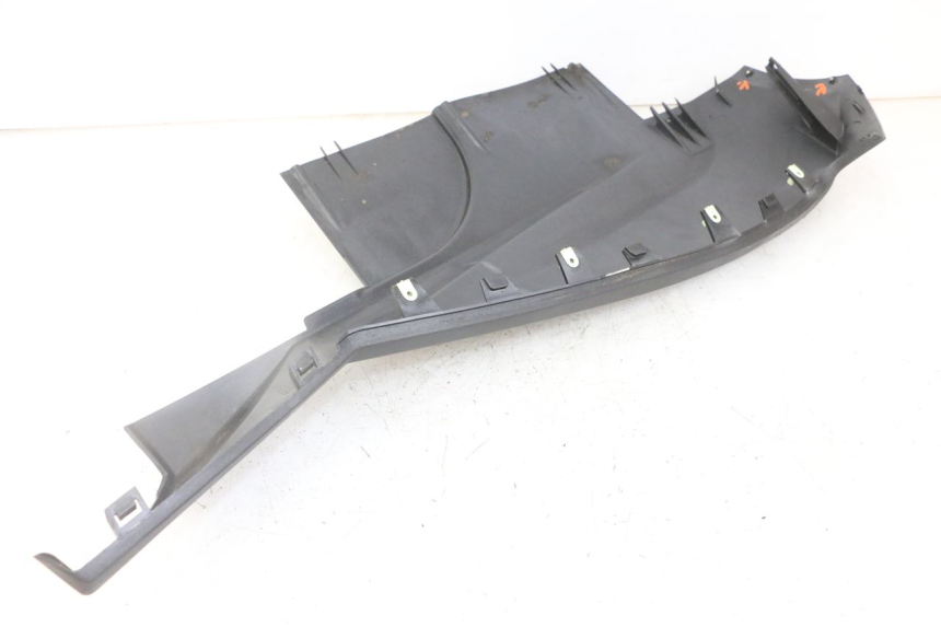 photo de SOTTOPEDANA DESTRA PEUGEOT SATELIS 125 (2013 - 2018) - Vista d'insieme del prodotto