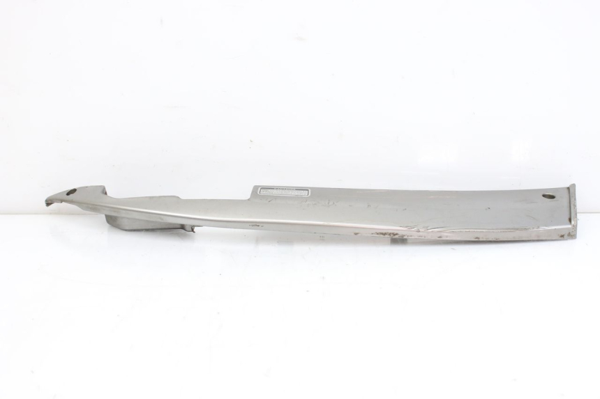 photo de BASSO DELLA SCATOLA DESTRA KYMCO SENTO 100 (2008 - 2013) - Dettaglio del componente