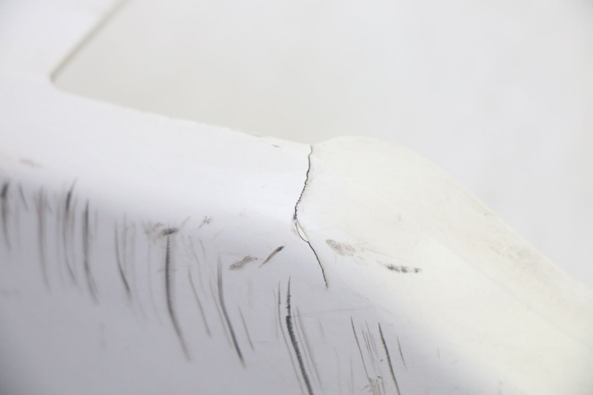 photo de SOTTOPEDANA DESTRA PEUGEOT TWEET PRO EFI 4T 50 (2021 - 2022) - Primo piano tecnico