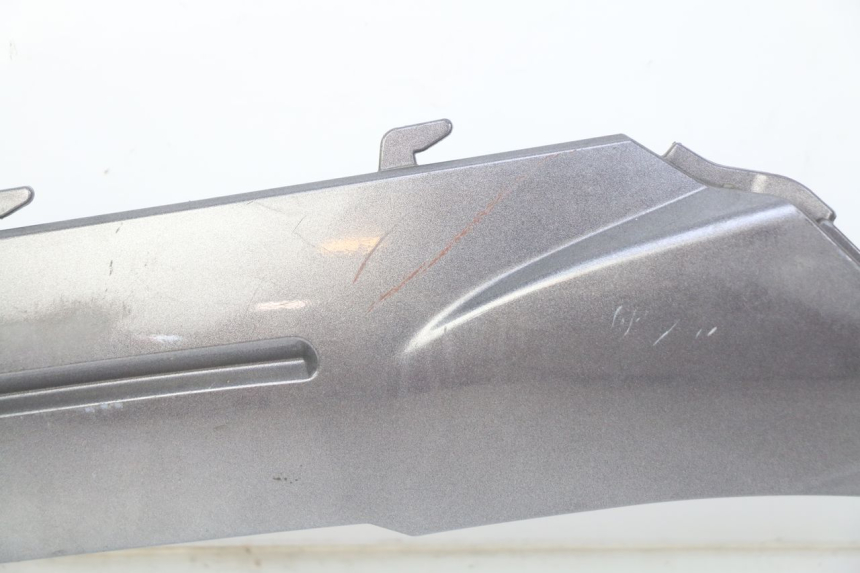 photo de BASSO DELLA SCATOLA DESTRA PEUGEOT V-CLIC VCLIC 50 (2007 - 2013) - Primo piano ad alta risoluzione