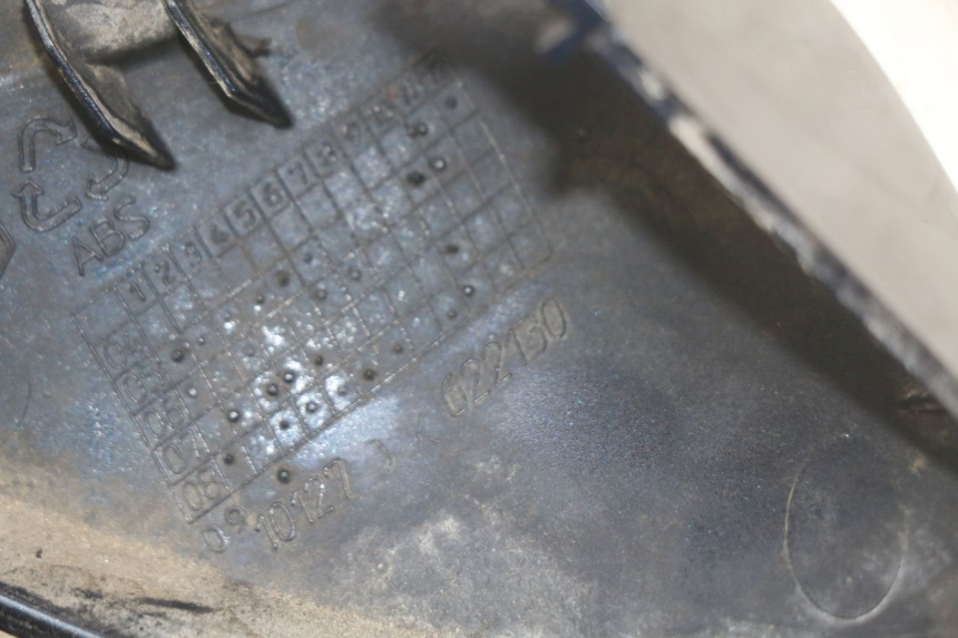 photo de BASSO DELLA SCATOLA DESTRA PIAGGIO VESPA LXV 125 (2006 - 2009) - Dettaglio del componente