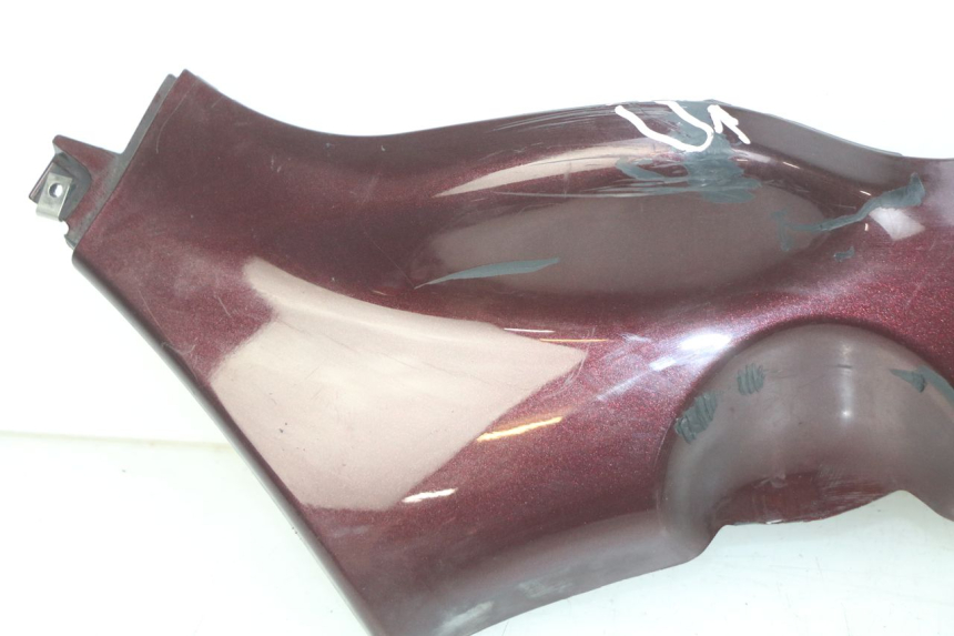 photo de BASSO DELLA SCATOLA DESTRA PIAGGIO X8 125 (2004 - 2007) - Primo piano ad alta risoluzione