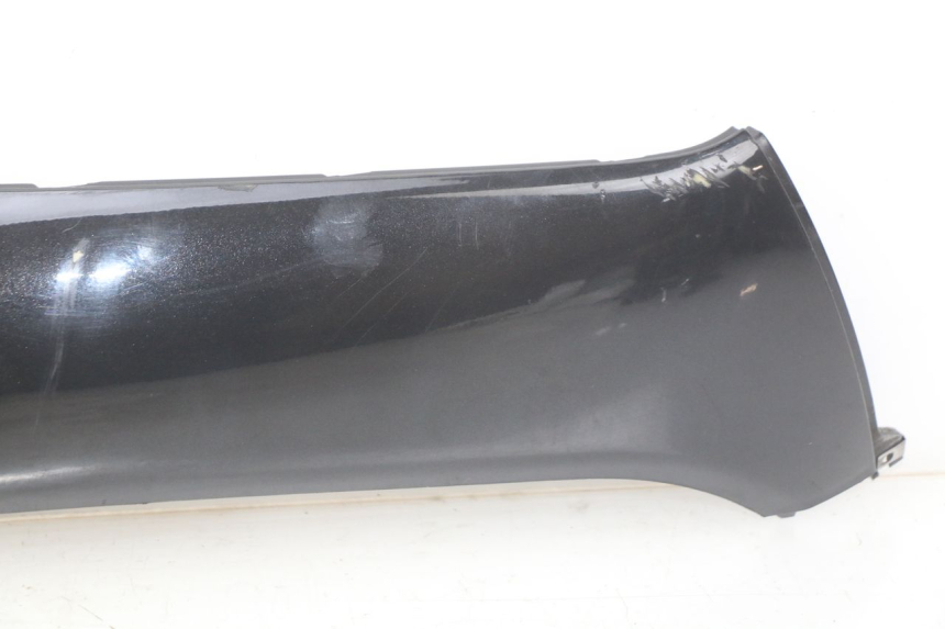 photo de BASSO DELLA SCATOLA DESTRA PIAGGIO XEVO - X EVO 125 (2007 - 2017) - Ricambio usato controllato