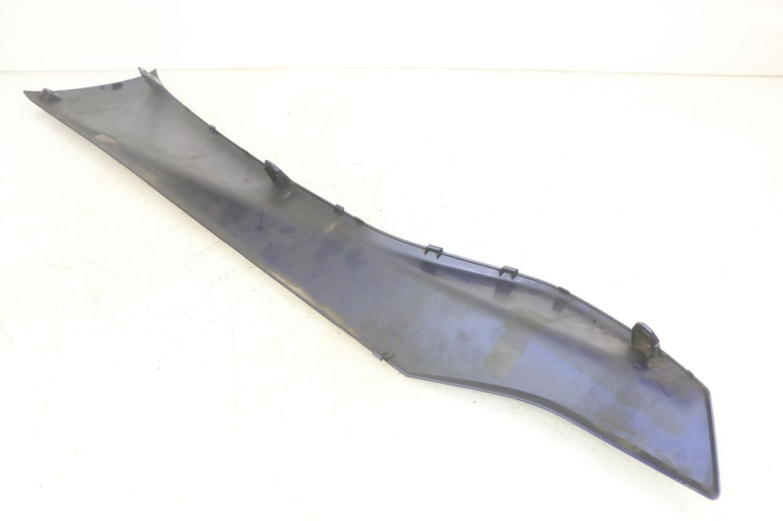 photo de BASSO DELLA SCATOLA DESTRA YAMAHA YP MAJESTY 400 (2004 - 2008) - Altra angolazione