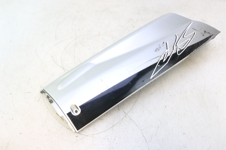 photo de BASSO DELLA SCATOLA DESTRA YAMAHA YP MAJESTY 125 (2002 - 2006) - Vista d'insieme del prodotto