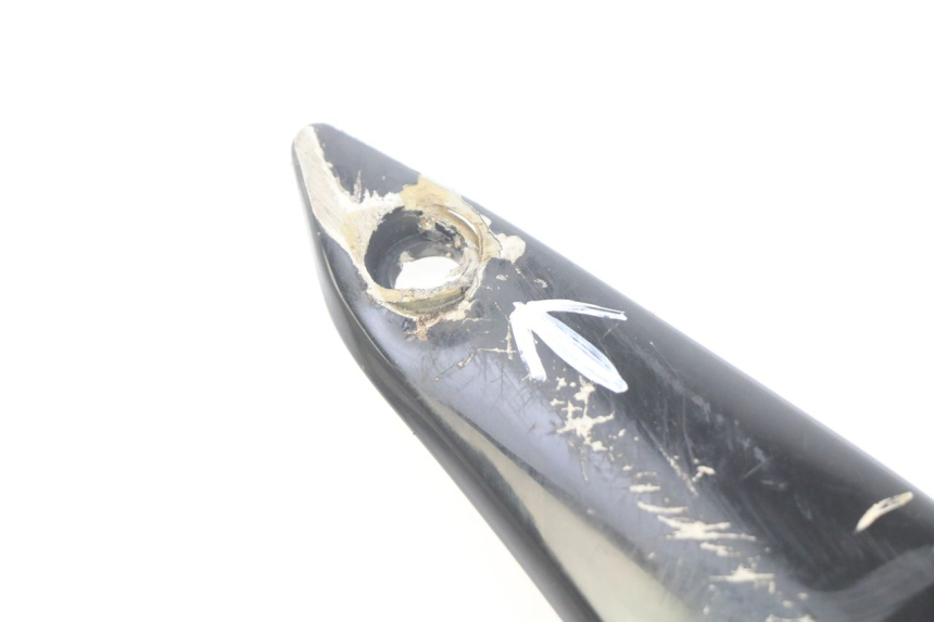 photo de BASSO DELLA SCATOLA DESTRA YAMAHA YZF R1 1000 (2007 - 2008) - Primo piano ad alta risoluzione