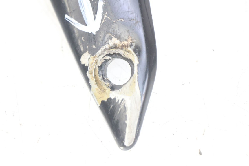 photo de BASSO DELLA SCATOLA DESTRA YAMAHA YZF R1 1000 (2007 - 2008) - Primo piano tecnico