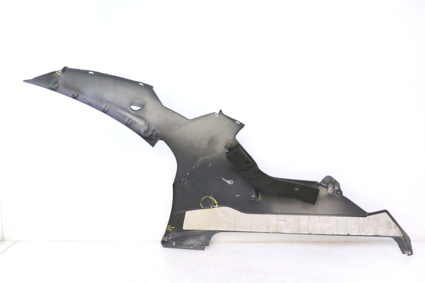 photo de SOTTOPEDANA DESTRA YAMAHA YZF R6 600 (2008 - 2009) - Caratteristiche distintive
