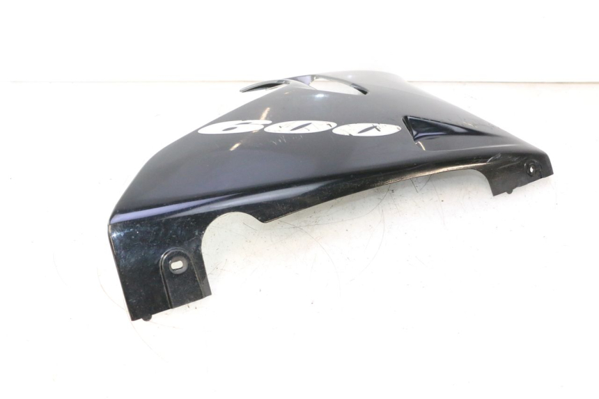 photo de SOTTOPEDANA DESTRA KAWASAKI ZZR 600 (1995 - 2004) - Stato della superficie e materiale