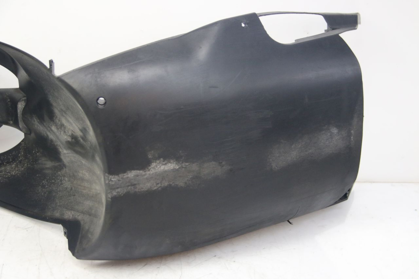 photo de FIANCHETTI INFERIORE YAMAHA D'ELIGHT DELIGHT 125 (2017 - 2020) - Stato della superficie e materiale