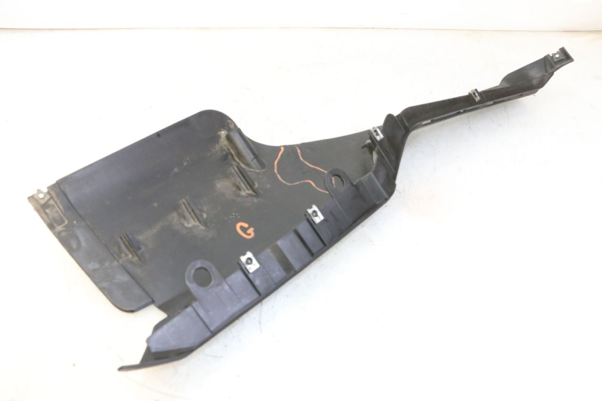 photo de SOTTOPEDANA SINISTRA QUADRO 4 4D 350 (2015 - 2018) - Zoom sullo stato d'uso