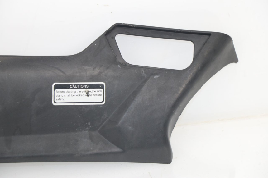 photo de SOTTOPEDANA SINISTRA KYMCO AGILITY CITY 50 (2008 - 2016) - Stato della superficie e materiale