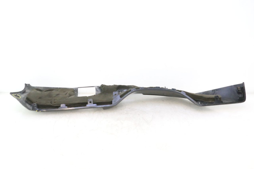 photo de SOTTOPEDANA SINISTRA SUZUKI BURGMAN EXECUTIVE ABS 650 (2006 - 2012) - Stato della superficie e materiale