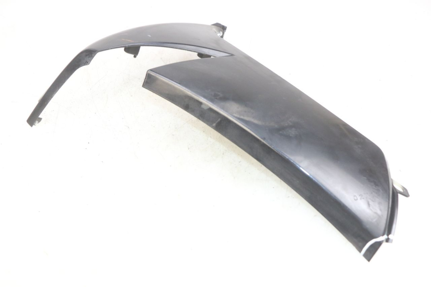 photo de BASSO DELLA SCATOLA SINISTRA PEUGEOT CITYSTAR 125 (2011 - 2017) - Caratteristiche distintive