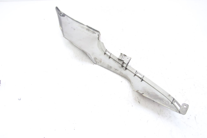 photo de BASSO DELLA SCATOLA SINISTRA KYMCO DINK STREET 125 (2009 - 2014) - Primo piano tecnico