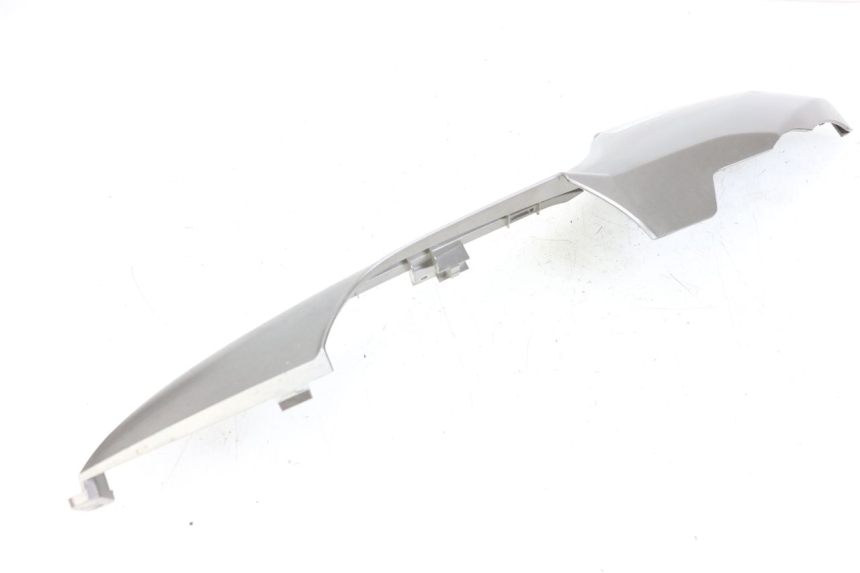 photo de BASSO DELLA SCATOLA SINISTRA KYMCO DINK STREET 125 (2009 - 2014) - Primo piano tecnico