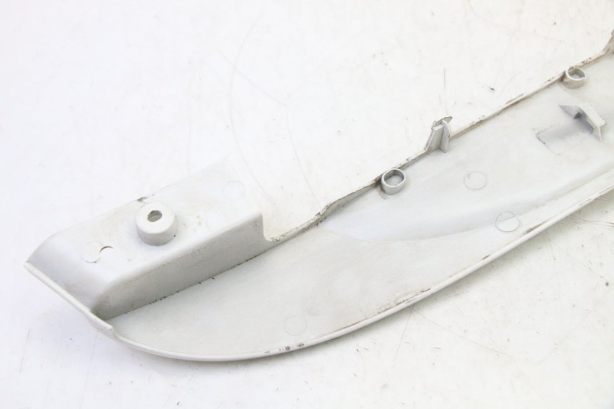 photo de BASSO DELLA SCATOLA SINISTRA SYM FIDDLE 3 III 125 (2014 - 2020) - Ricambio usato controllato