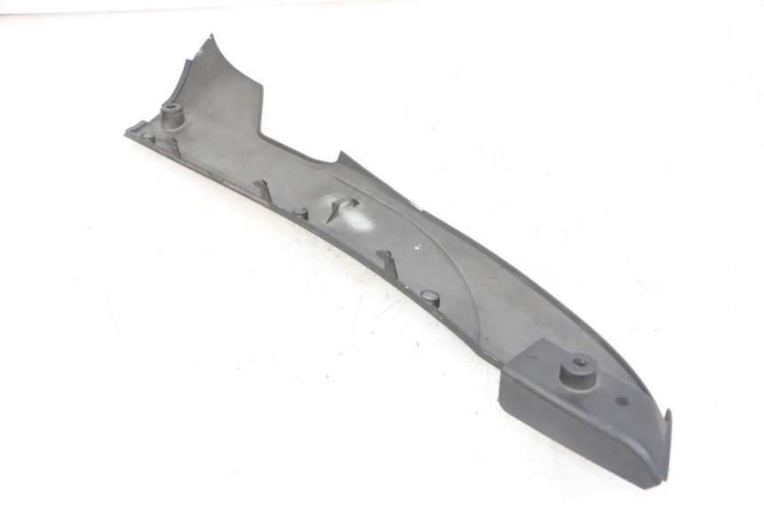 photo de SOTTOPEDANA SINISTRA SYM FIDDLE 3 III 50 (2014 - 2020) - Altra angolazione