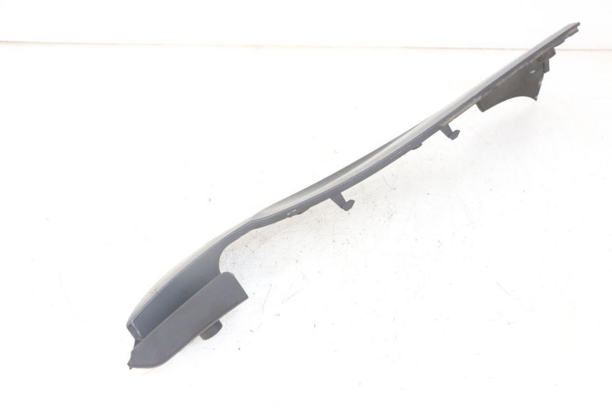 photo de SOTTOPEDANA SINISTRA SYM FIDDLE 3 III 50 (2014 - 2020) - Dettagli dei punti di fissaggio