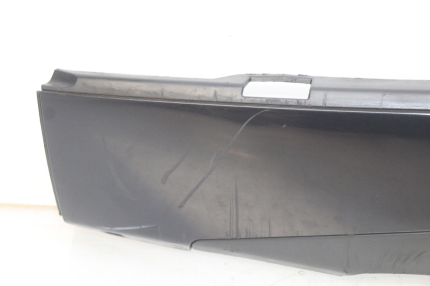 photo de BASSO DELLA SCATOLA SINISTRA PIAGGIO FLY 4T 50 (2013 - 2017) - Zoom sui componenti