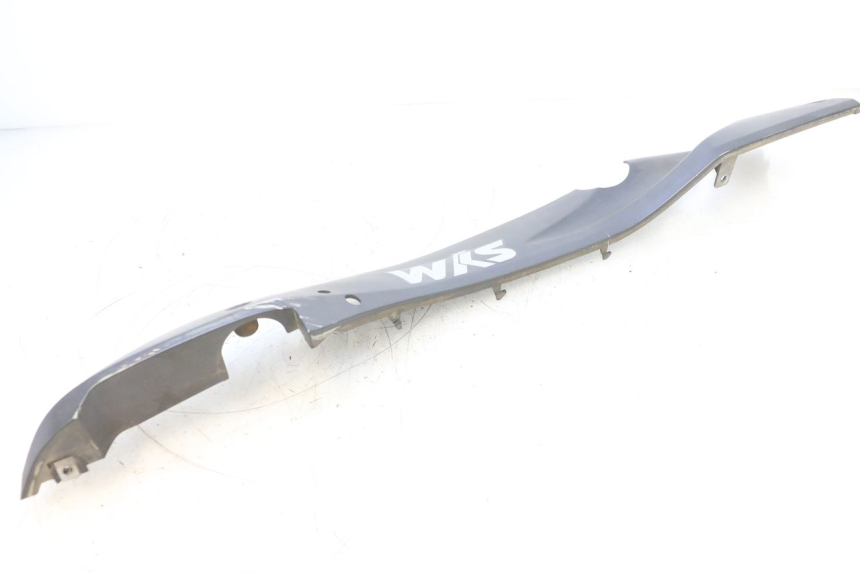 photo de SOTTOPEDANA SINISTRA SYM GTS EVO 125 (2009 - 2013) - Dettagli dei punti di fissaggio