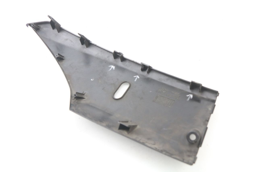 photo de Fiancata sinistra HONDA FES S-WING SWING 125 (2007 - 2015) - Primo piano tecnico