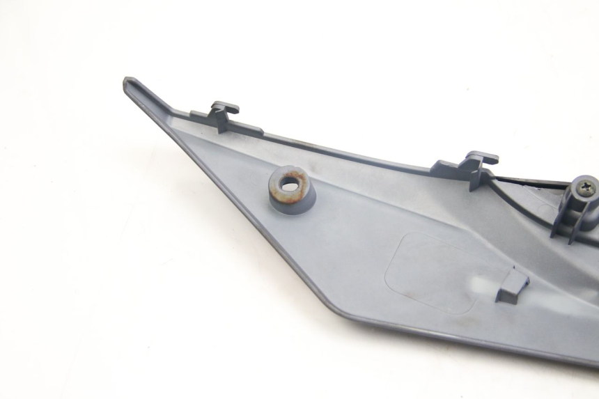 photo de BASSO DELLA SCATOLA SINISTRA SYM JET 4 4T 50 (2018 - 2021) - Marcature e riferimenti originali