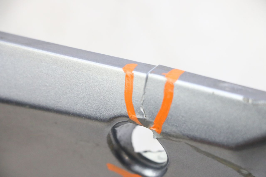 photo de SOTTOPEDANA SINISTRA SYM JOYMAX 125 (2010 - 2017) - Vista d'insieme del prodotto