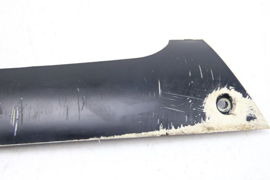 photo de BASSO DELLA SCATOLA SINISTRA PEUGEOT KISBEE 2T 50 (2018 - 2022) - Dettaglio del componente