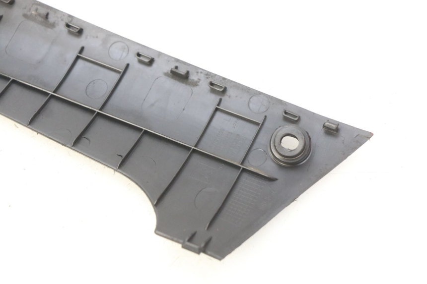 photo de BASSO DELLA SCATOLA SINISTRA PEUGEOT KISBEE 4T 50 (2010 - 2017) - Ricambio usato controllato