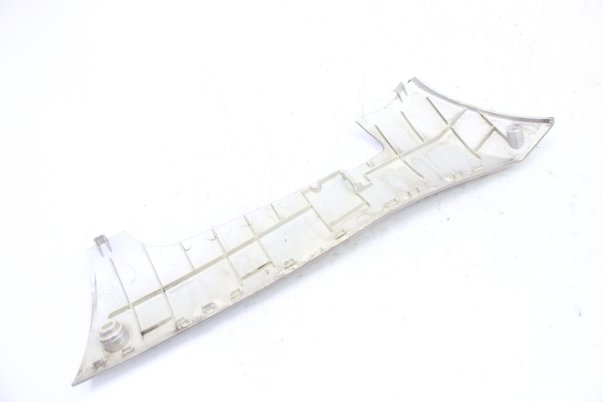 photo de BASSO DELLA SCATOLA SINISTRA PEUGEOT KISBEE 4T 50 (2018 - 2022) - Primo piano tecnico