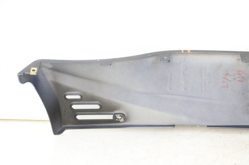 photo de SOTTOPEDANA SINISTRA KYMCO XCITING 500 (2007 - 2010) - Altra angolazione