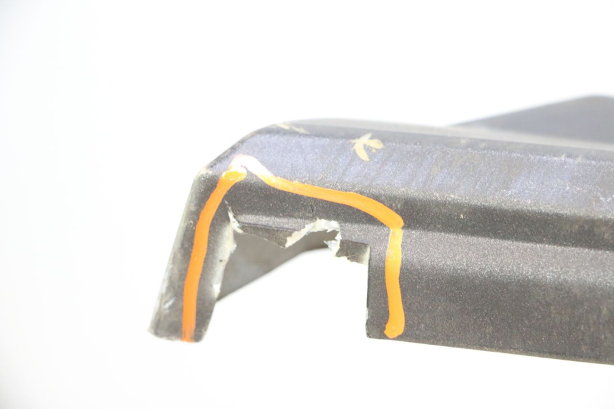 photo de SOTTOPEDANA SINISTRA KEEWAY MATRIX RX9 125 (2006 - 2007) - Stato della superficie e materiale